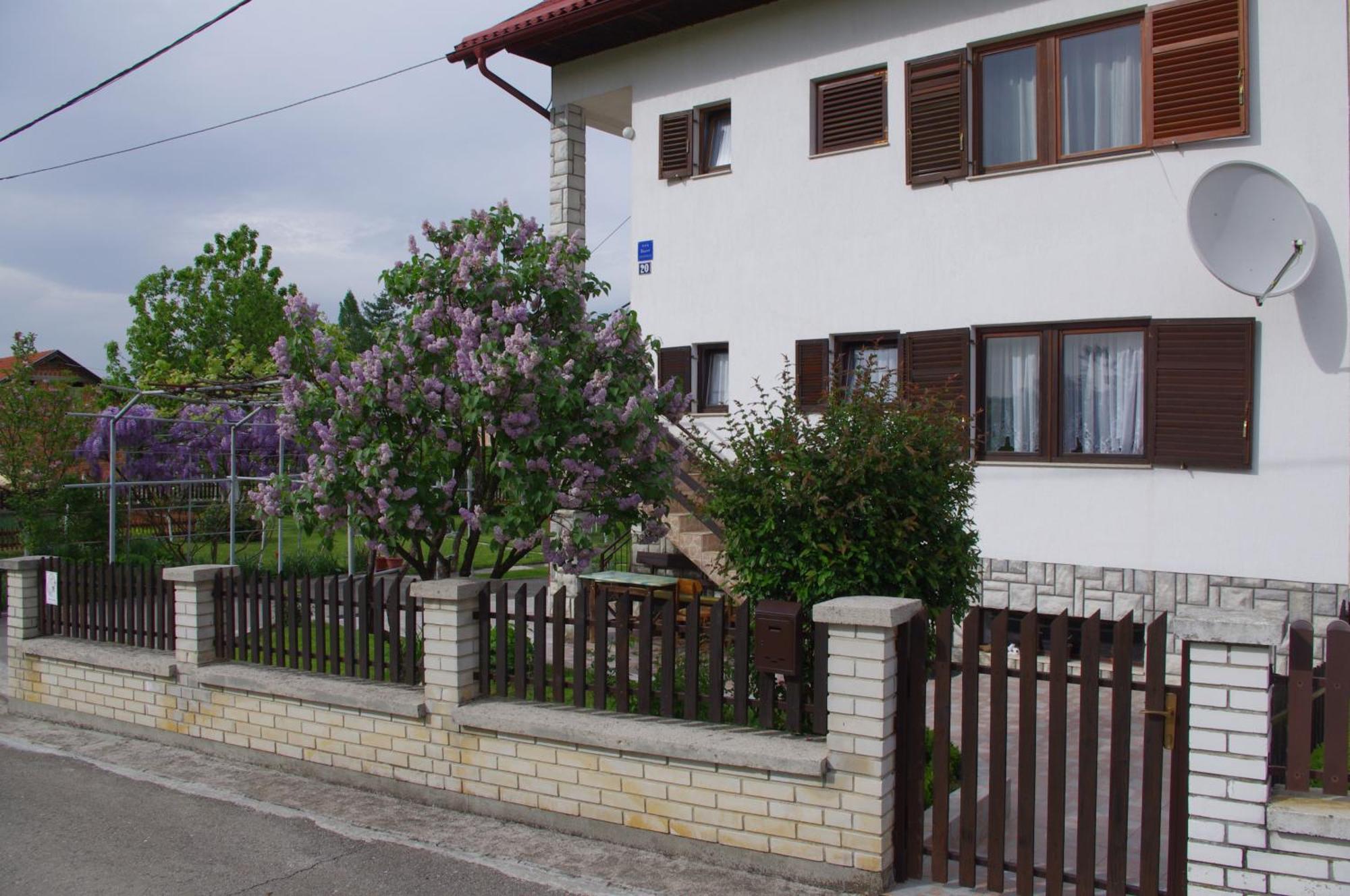 Apartment Tomy Slunj Quarto foto