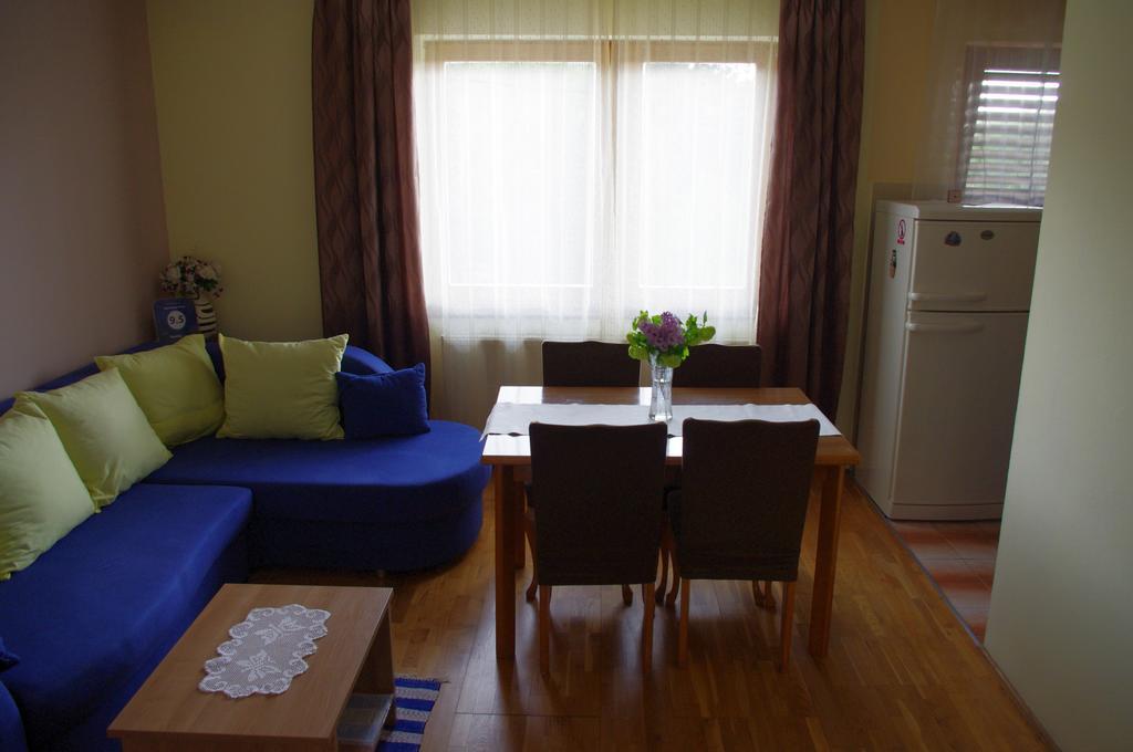 Apartment Tomy Slunj Exterior foto